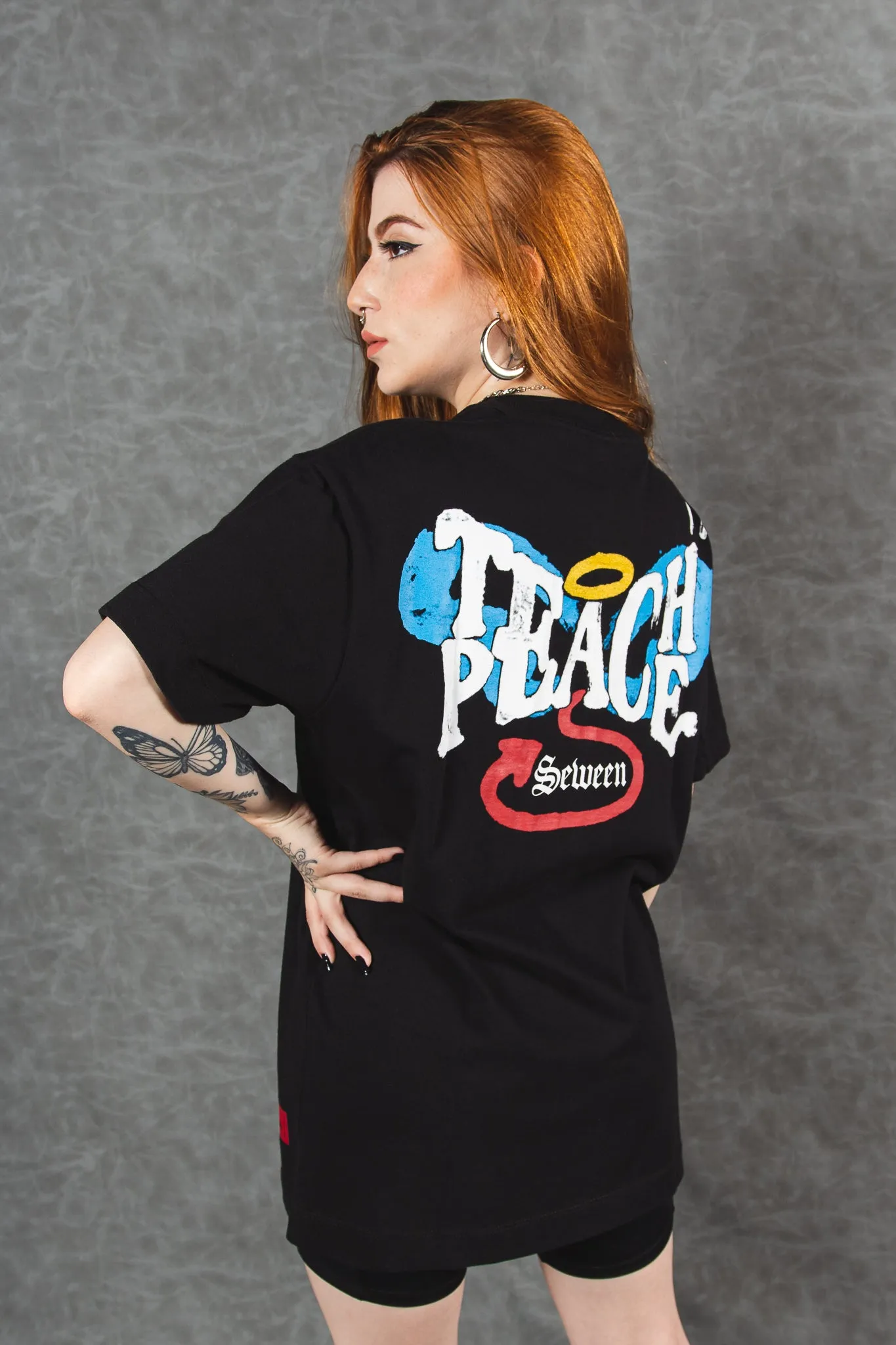 Camiseta Regular Teach Peace