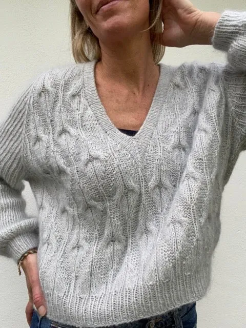 No 11 sweater fra VesterbyCrea, strikkekit i No 2   silk mohair